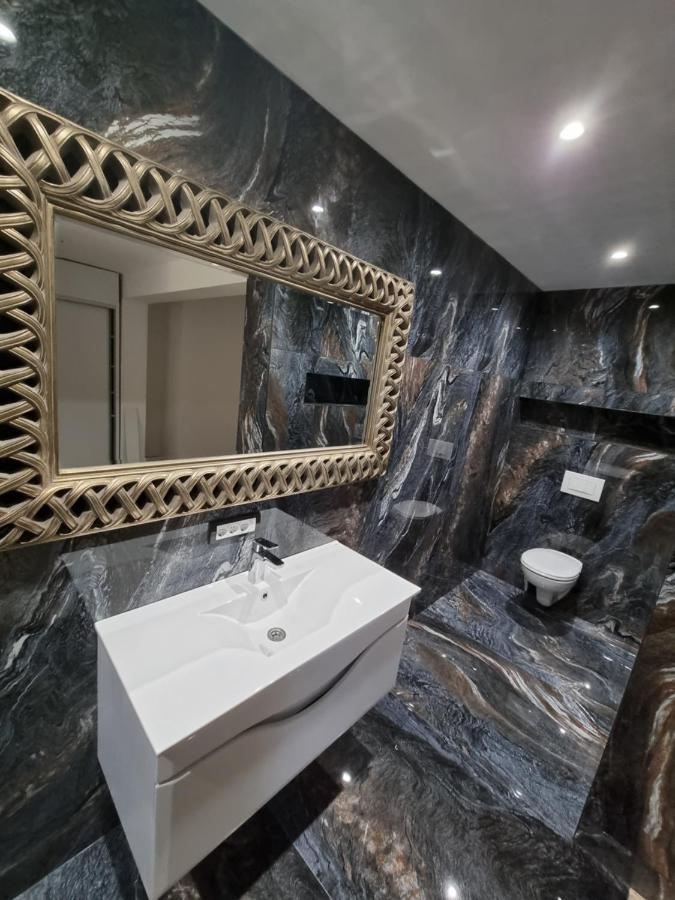 Sky Apartmani & Spa Лесковац Екстер'єр фото