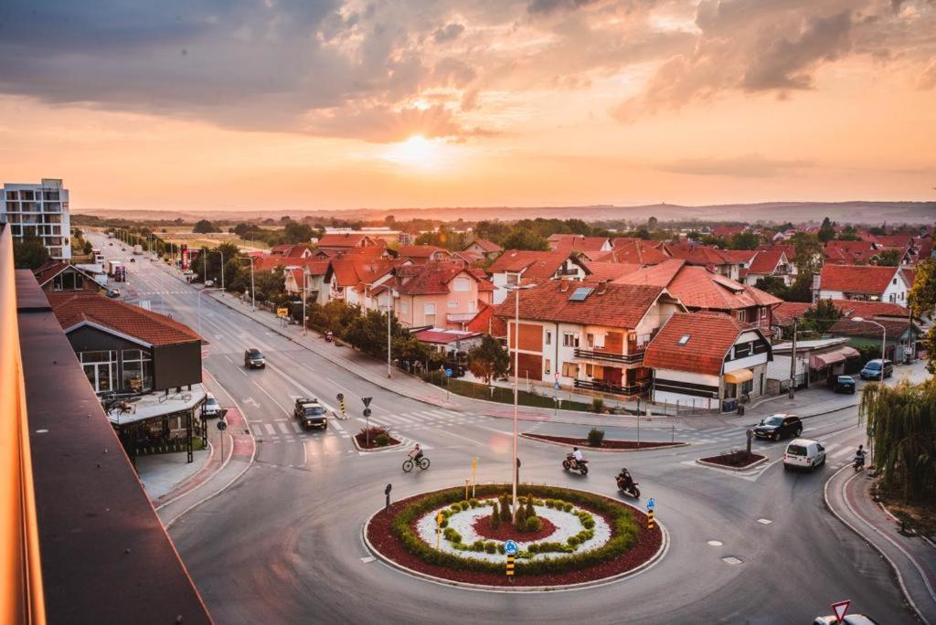 Sky Apartmani & Spa Лесковац Екстер'єр фото