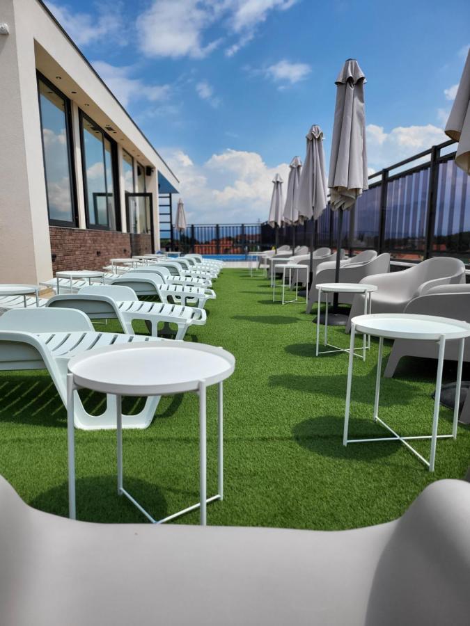 Sky Apartmani & Spa Лесковац Екстер'єр фото