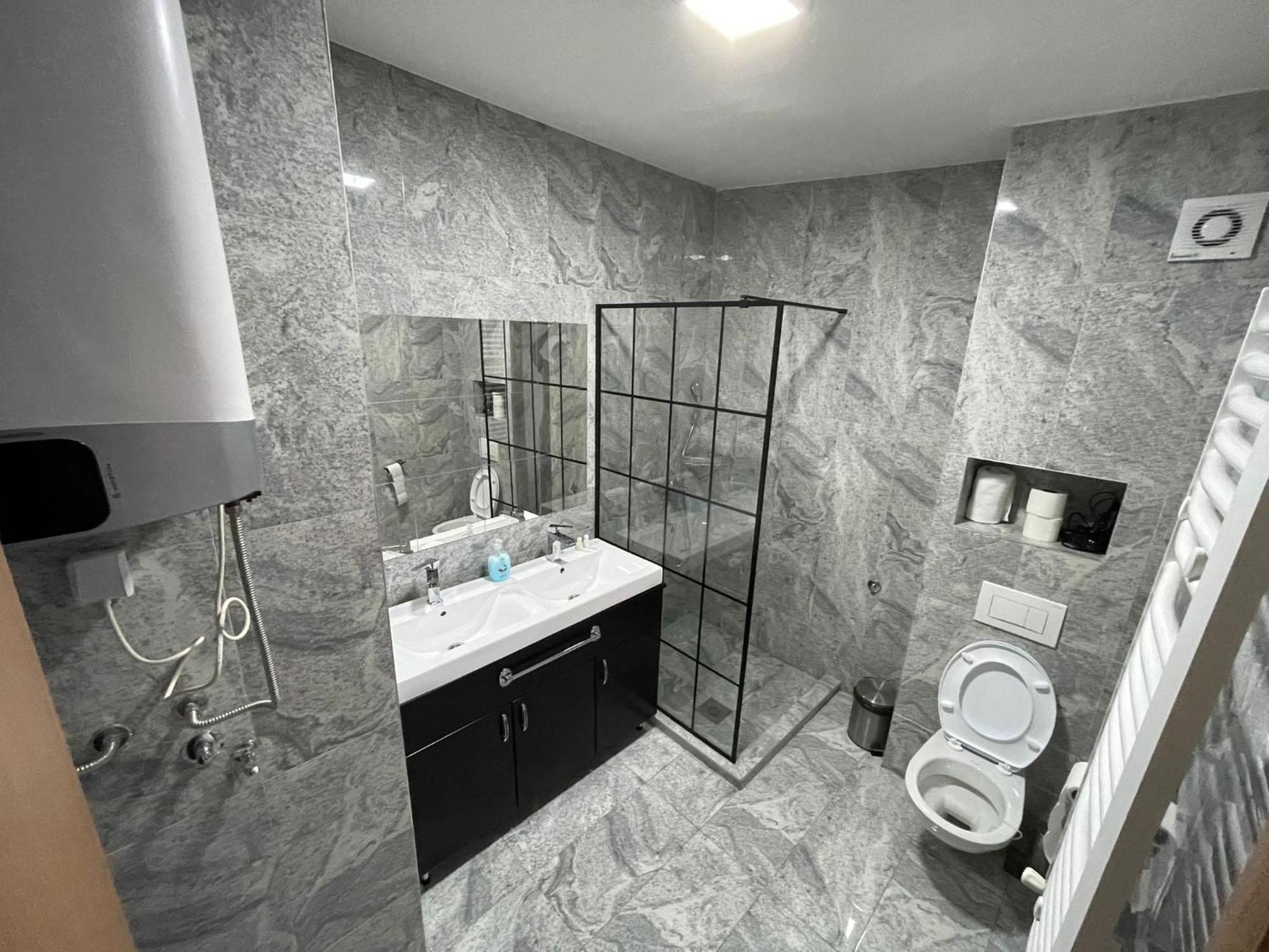 Sky Apartmani & Spa Лесковац Номер фото