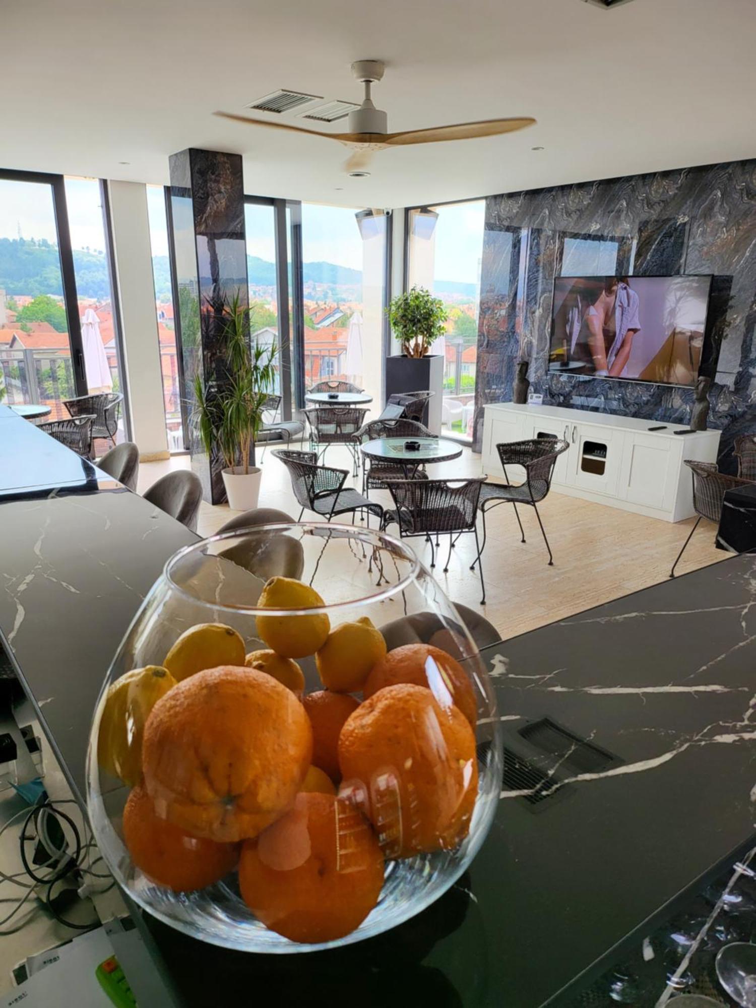 Sky Apartmani & Spa Лесковац Номер фото