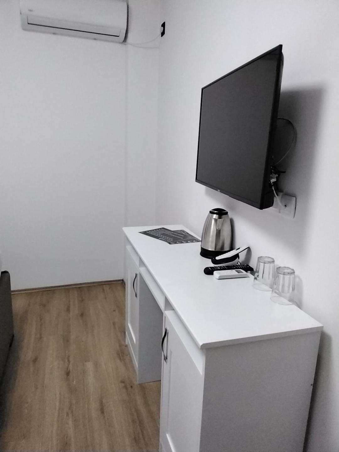 Sky Apartmani & Spa Лесковац Номер фото
